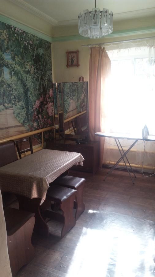 Проживание в семье Сдам посуточно жильё эконом класса Бердянск-10