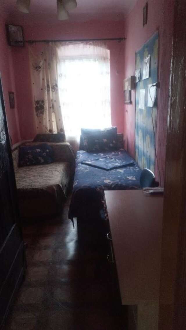 Проживание в семье Сдам посуточно жильё эконом класса Бердянск-14